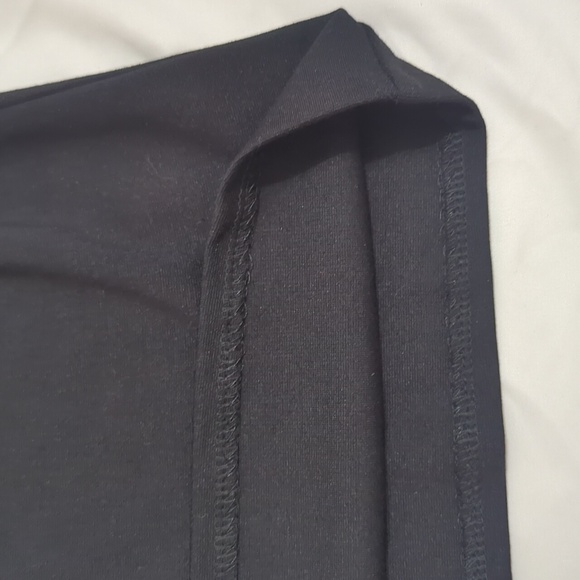 NWT Ann Taylor Short Sleeve V Neck Top, Color Gray/Black Size XXL - Picture 7 of 14